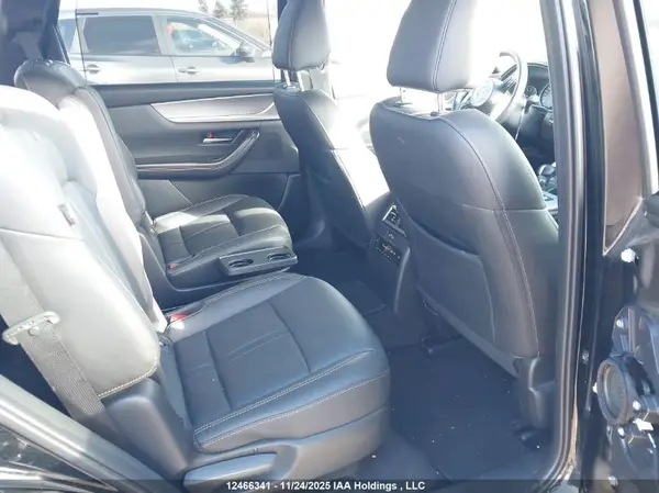 JM3KKDHDXS1192727 2025 MAZDA CX-90 - Image 8