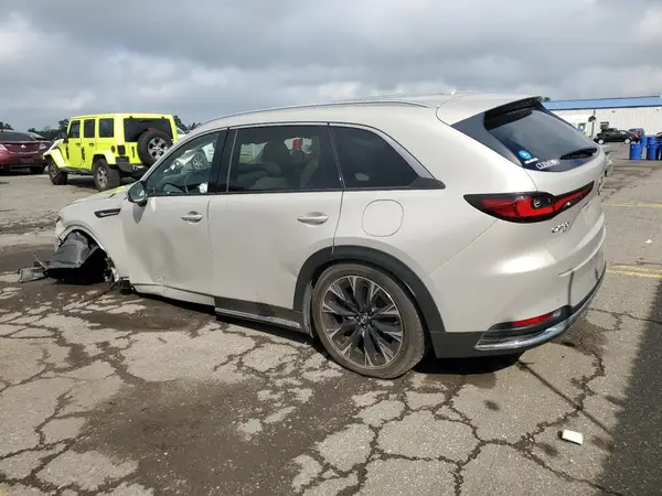 JM3KKEHA8R1124688 2024 MAZDA CX-90 - Image 2