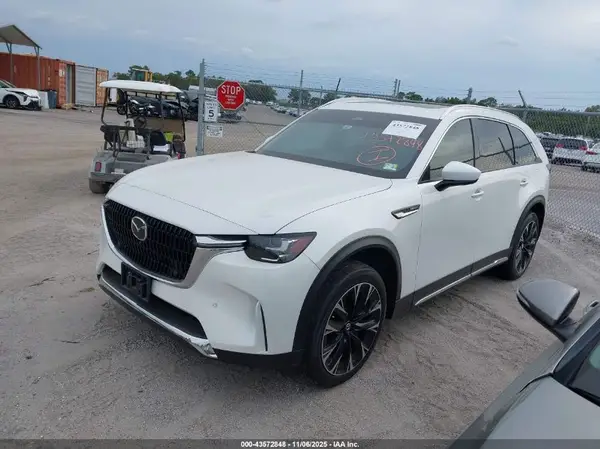 JM3KKEHAXR1118570 2024 MAZDA CX-90 - Image 2