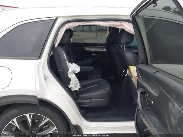 JM3KKEHAXR1118570 2024 MAZDA CX-90 - Image 8