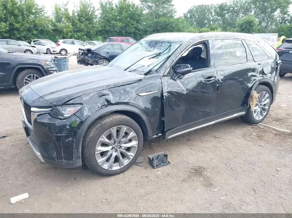 JM3KKEHD1S1229749 2025 MAZDA CX-90 - Image 2