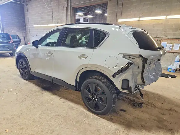 JM3KMDHA8T0129553 2026 MAZDA CX-5 - Image 2