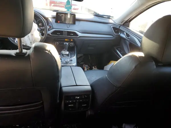 JM3TCACY3J0215621 2018 MAZDA CX-9 - Image 8