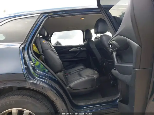 JM3TCACY9J0201027 2018 MAZDA CX-9 - Image 8