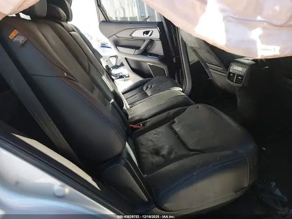 JM3TCBCY1J0230673 2018 MAZDA CX-9 - Image 8