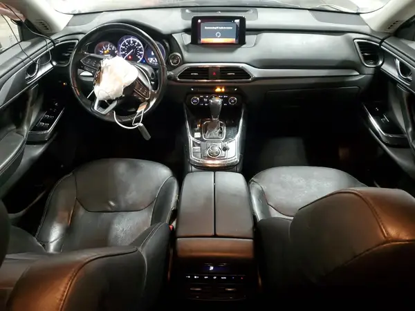 JM3TCBCY2J0233047 2018 MAZDA CX-9 - Image 8