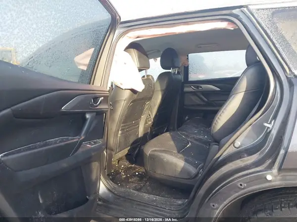 JM3TCBCY3J0233333 2018 MAZDA CX-9 - Image 8