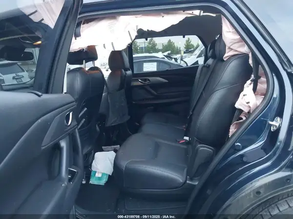 JM3TCBCY5J0216260 2018 MAZDA CX-9 - Image 8