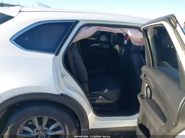 JM3TCBCY5P0654074 2023 MAZDA CX-9 - Image 8