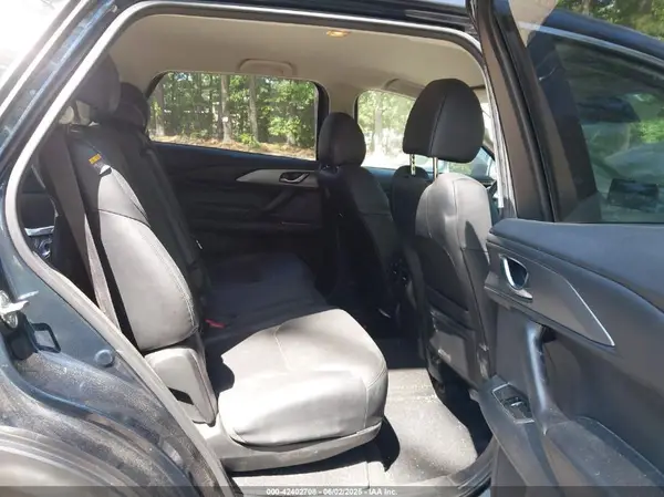 JM3TCBCYXK0327470 2019 MAZDA CX-9 - Image 8