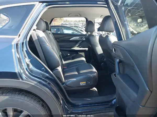 JM3TCBCYXM0517045 2021 MAZDA CX-9 - Image 8