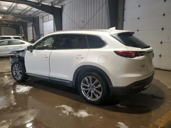 JM3TCBDY2J0232009 2018 MAZDA CX-9 - Image 2