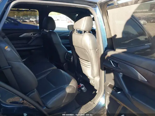 JM3TCBDY4J0205815 2018 MAZDA CX-9 - Image 8