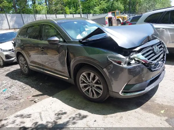 JM3TCBDY7P0632172 2023 MAZDA CX-9 - Image 1
