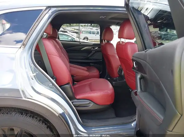 JM3TCBDY9P0655310 2023 MAZDA CX-9 - Image 8