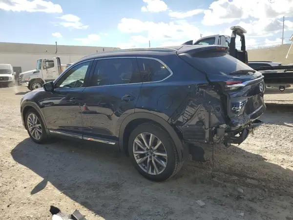 JM3TCBDYXP0633008 2023 MAZDA CX-9 - Image 2