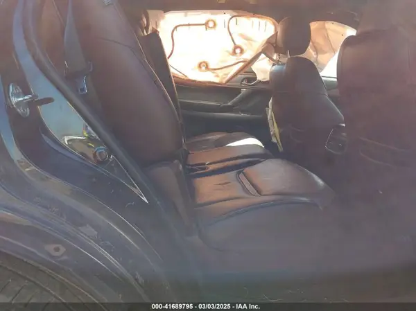 JM3TCBEY7J0205807 2018 MAZDA CX-9 - Image 8