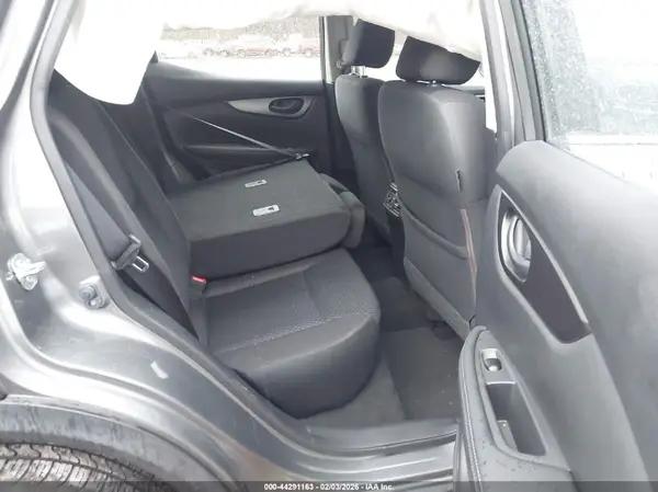 JN18J1CP0HW018661 2017 NISSAN ROGUE - Image 8