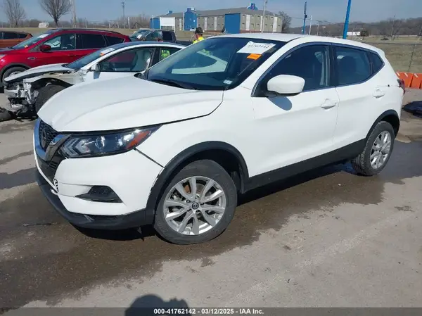 JN1BJ1AV0MW301315 2021 NISSAN ROGUE - Image 2