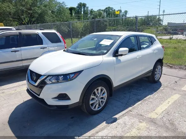 JN1BJ1AV0NW345834 2022 NISSAN ROGUE - Image 2