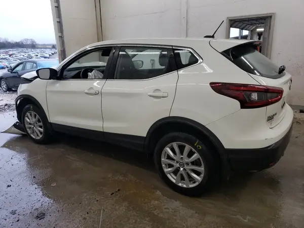 JN1BJ1AV1MW319015 2021 NISSAN ROGUE - Image 2