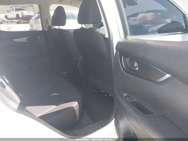 JN1BJ1AV1NW340237 2022 NISSAN ROGUE - Image 8