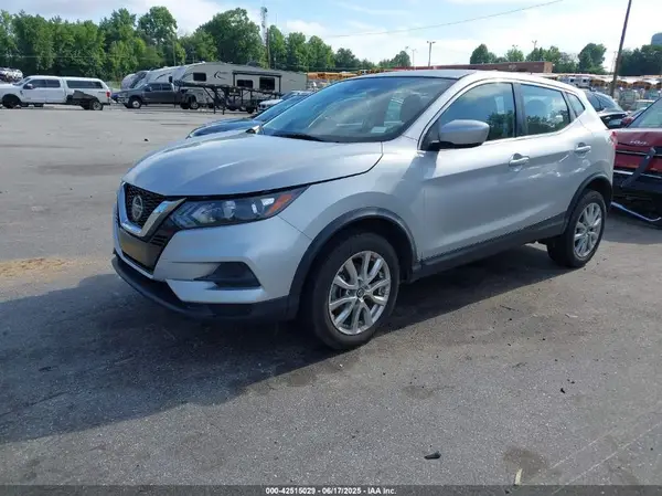 JN1BJ1AV3MW562213 2021 NISSAN ROGUE - Image 2