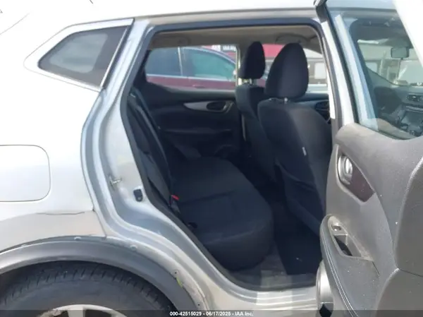 JN1BJ1AV3MW562213 2021 NISSAN ROGUE - Image 8