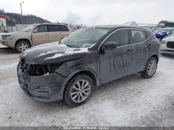 JN1BJ1AV4MW566609 2021 NISSAN ROGUE - Image 2