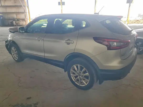 JN1BJ1AV4MW571874 2021 NISSAN ROGUE - Image 2