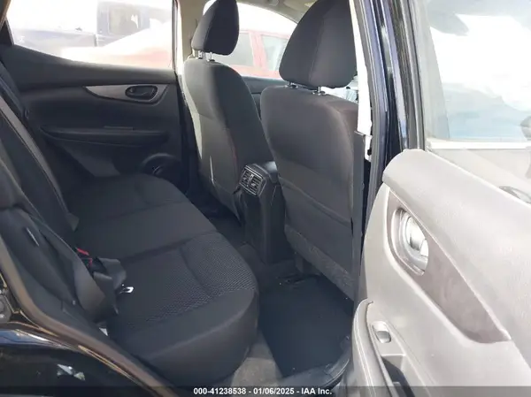 JN1BJ1AV5MW301827 2021 NISSAN ROGUE - Image 8