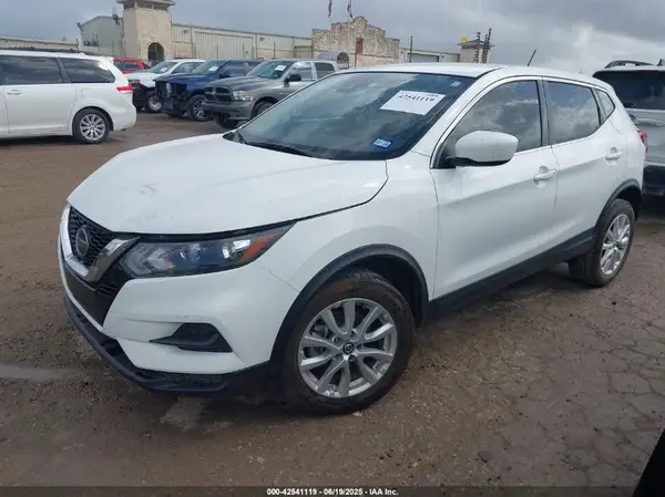 JN1BJ1AV5MW302332 2021 NISSAN ROGUE - Image 2