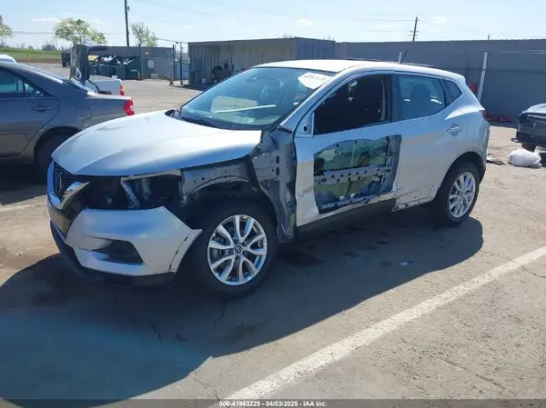 JN1BJ1AV5MW568661 2021 NISSAN ROGUE - Image 2