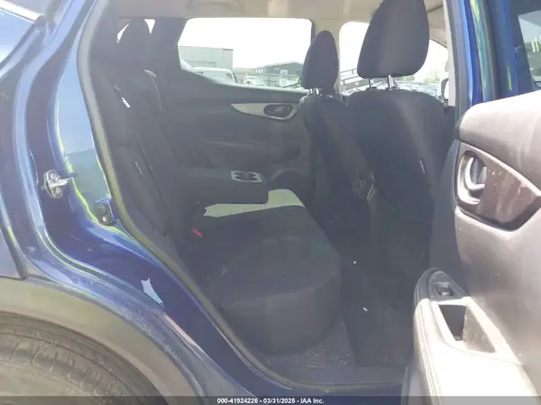 JN1BJ1AV8MW308223 2021 NISSAN ROGUE - Image 8