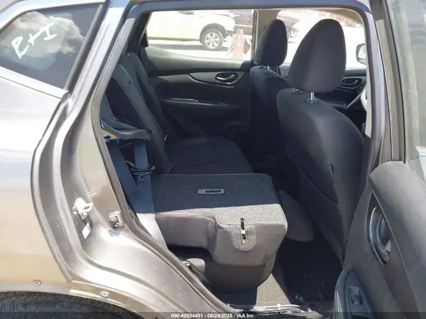 JN1BJ1AW0MW426274 2021 NISSAN ROGUE - Image 8