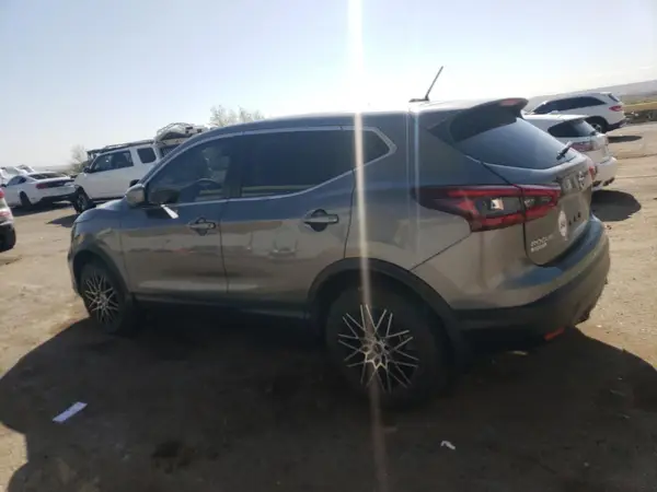 JN1BJ1AW1NW681825 2022 NISSAN ROGUE - Image 2