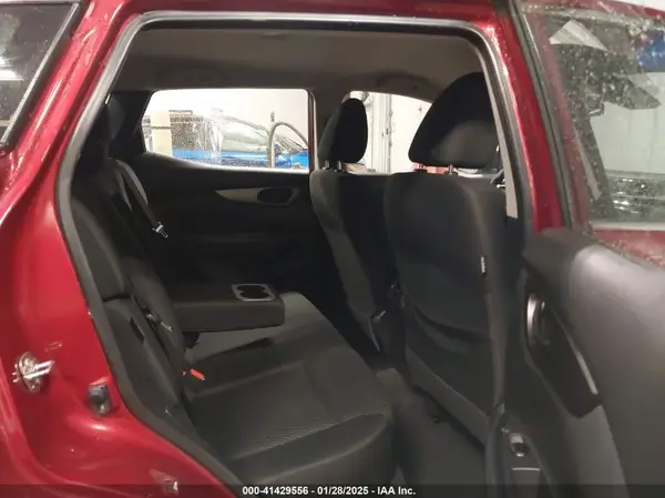 JN1BJ1AW2MW421237 2021 NISSAN ROGUE - Image 8