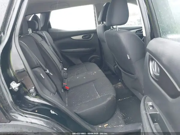 JN1BJ1AW2MW660383 2021 NISSAN ROGUE - Image 8