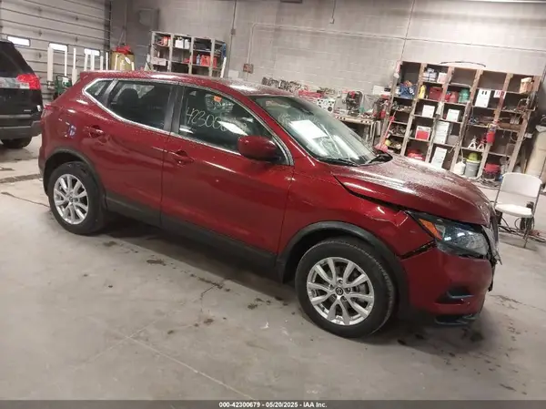 JN1BJ1AW2NW475560 2022 NISSAN ROGUE - Image 1
