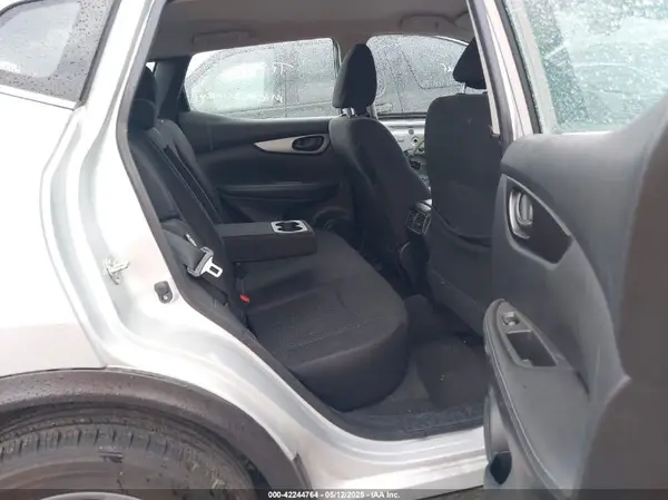 JN1BJ1AW3MW665169 2021 NISSAN ROGUE - Image 8
