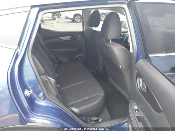 JN1BJ1AW3NW476250 2022 NISSAN ROGUE - Image 8