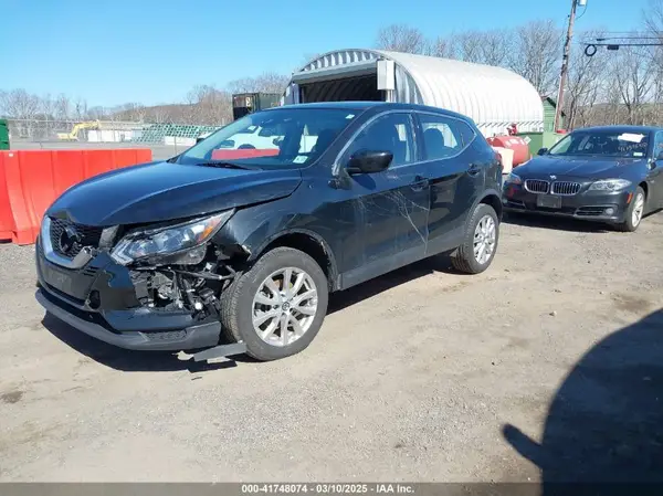 JN1BJ1AW3NW476474 2022 NISSAN ROGUE - Image 2