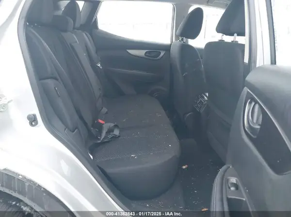 JN1BJ1AW4NW680815 2022 NISSAN ROGUE - Image 8