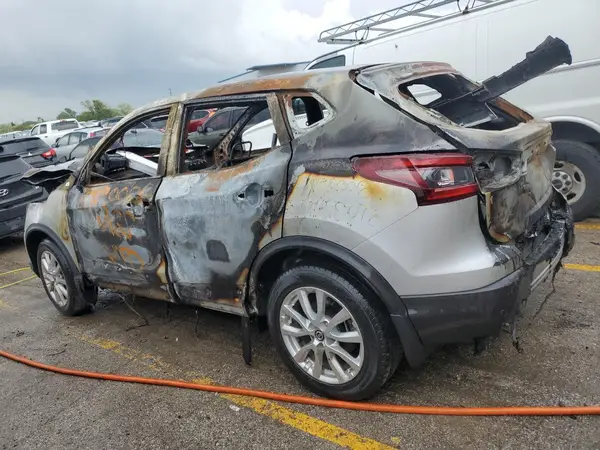 JN1BJ1AW5MW662855 2021 NISSAN ROGUE - Image 2