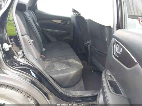 JN1BJ1AW9MW424183 2021 NISSAN ROGUE - Image 8