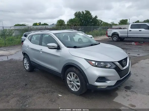 JN1BJ1BV5MW569162 2021 NISSAN ROGUE - Image 1
