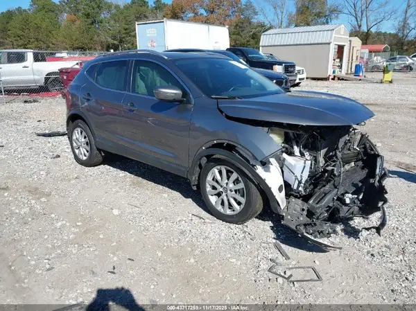JN1BJ1BV8MW567597 2021 NISSAN ROGUE - Image 1