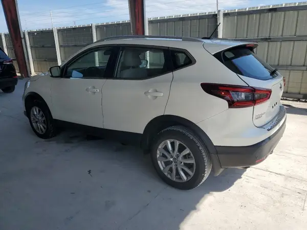 JN1BJ1BV8MW572007 2021 NISSAN ROGUE - Image 2