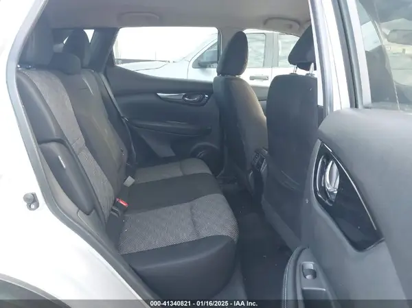 JN1BJ1BVXMW567603 2021 NISSAN ROGUE - Image 8