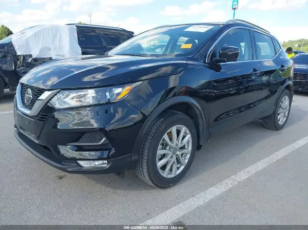 JN1BJ1BW4NW488244 2022 NISSAN ROGUE - Image 2